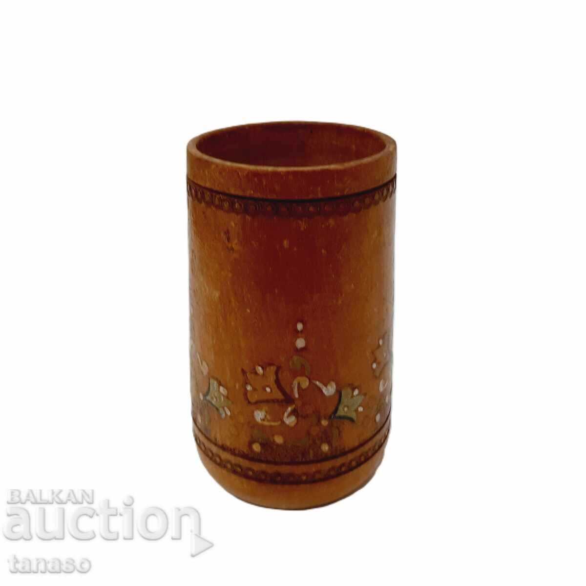 Παλαιό πυρογραφημένο και ζωγραφισμένο ξύλινο κύπελλο (5.4) με τιμή € 7.50 | 14.67 BGN