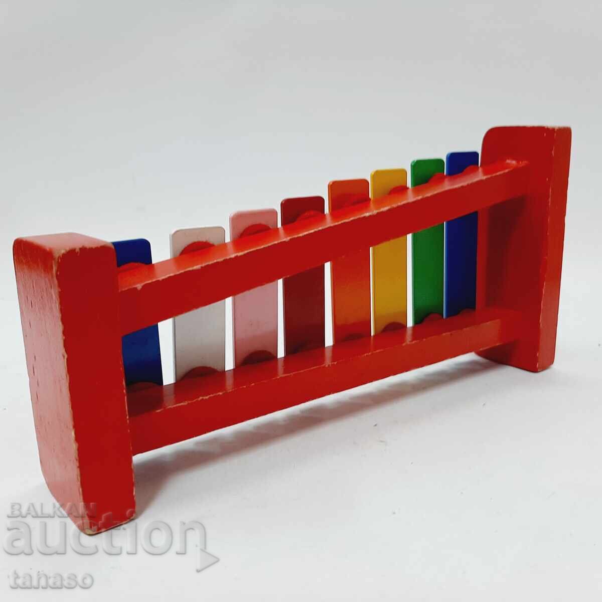 Παλιό παιχνίδι ξυλόφωνο(5.4) - 5