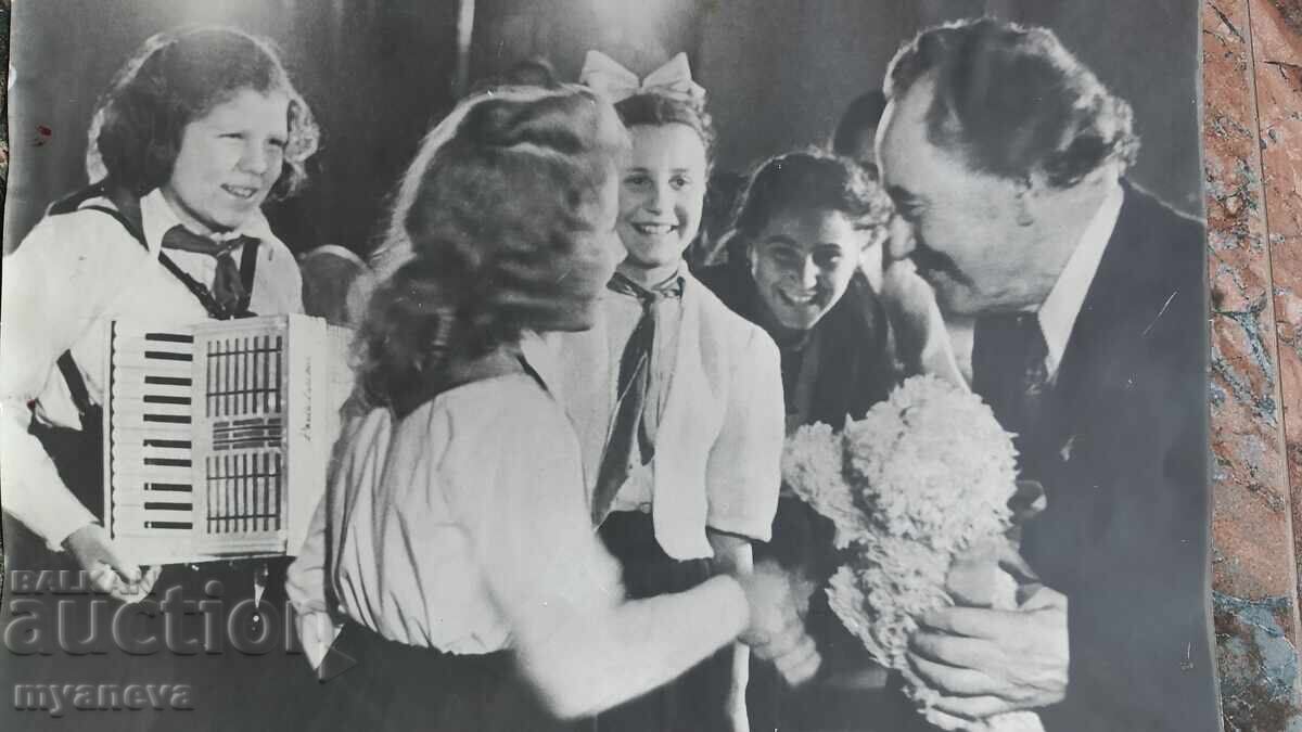 Георги Димитров, стара снимка от СОЦА. с цена € 30.00 | 58.68 лв.