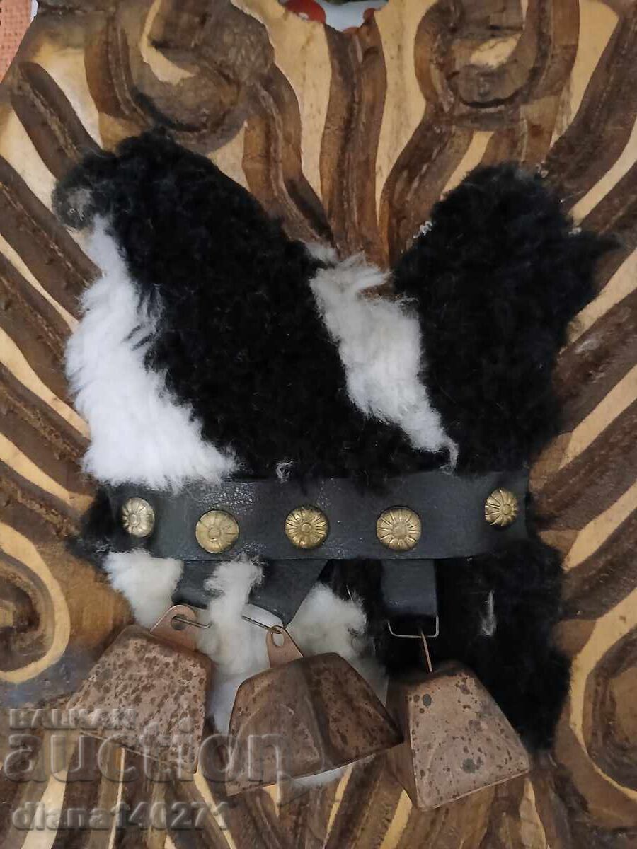 Auction  Wooden Kuker 60 cm