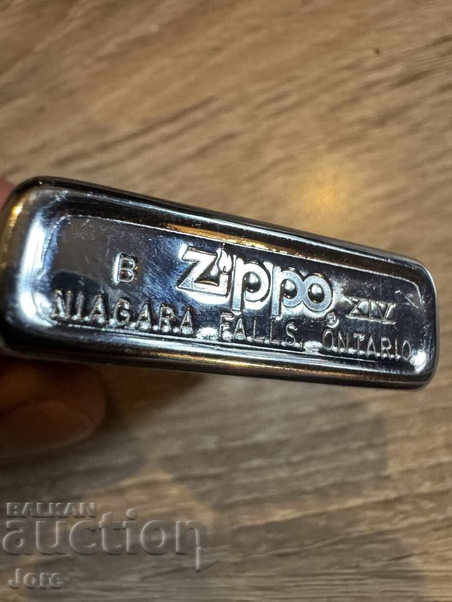 Brichetă Zippo Canada Niagara Falls Ontario cu preț € 90.00 | 176.03 BGN
