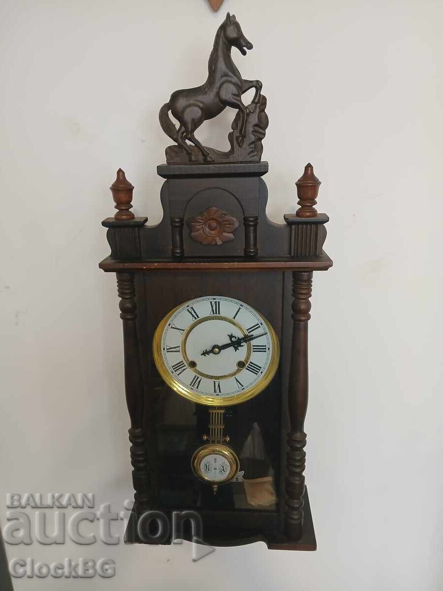 Аукцион Set of 3 Antique German Wall Clocks – Horse Crest Regulators