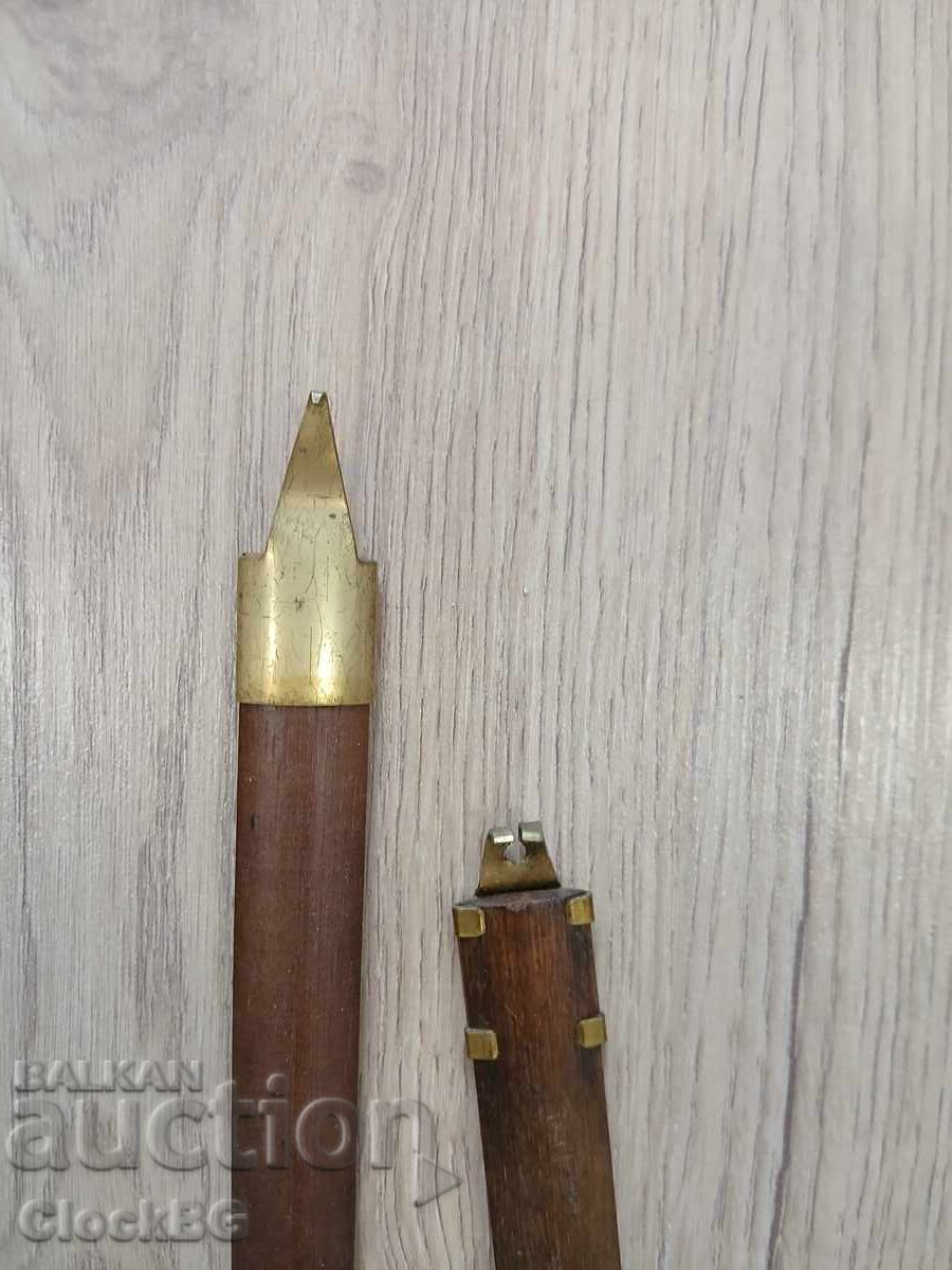 Auction  3 clock pendulums