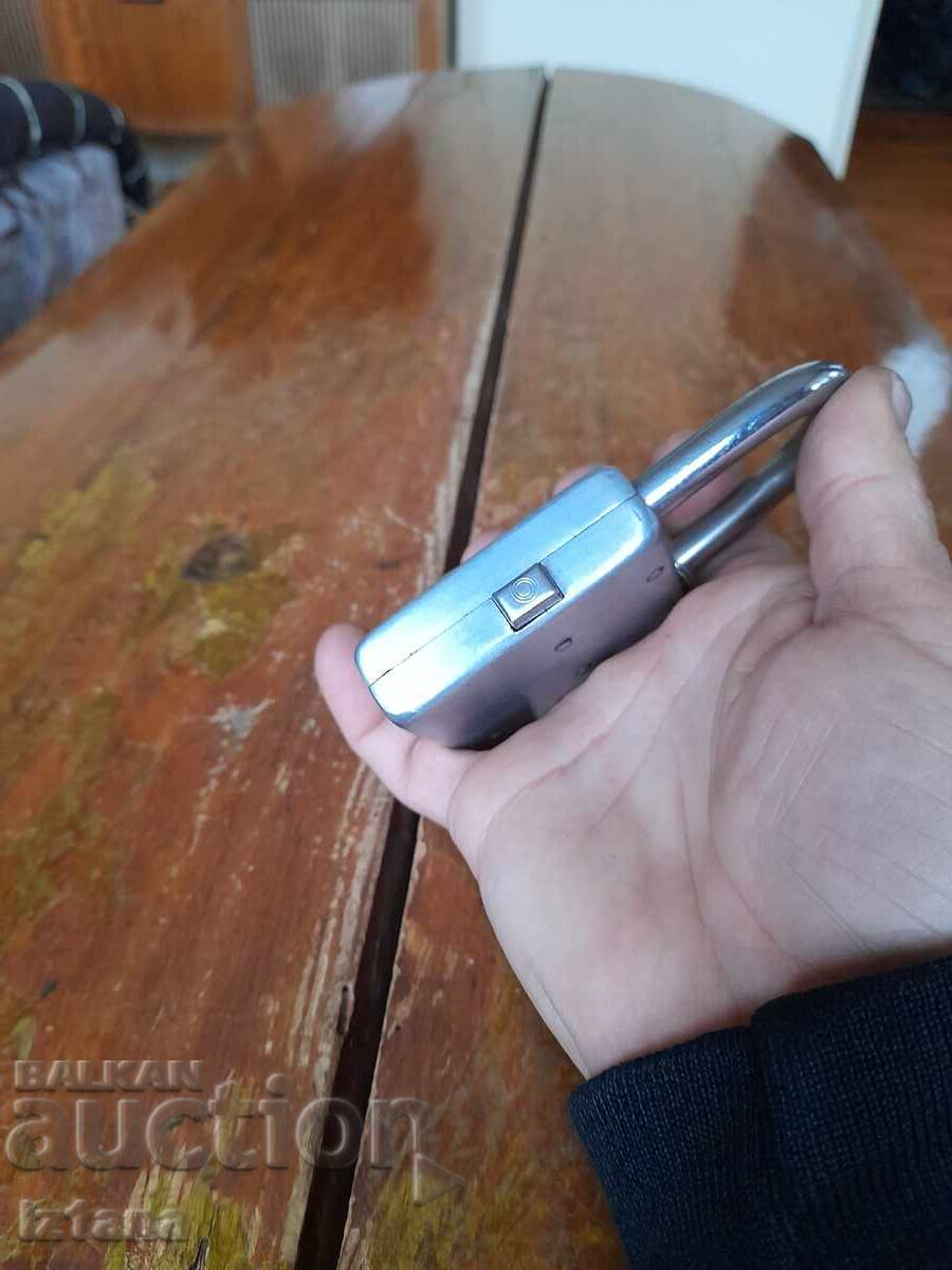 Παλιό λουκέτο κρυπτογράφησης με τιμή € 32.00 | 62.59 BGN