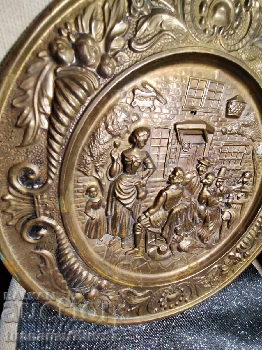 panou decorativ metalic pentru perete cu preț € 20.00 | 39.12 BGN