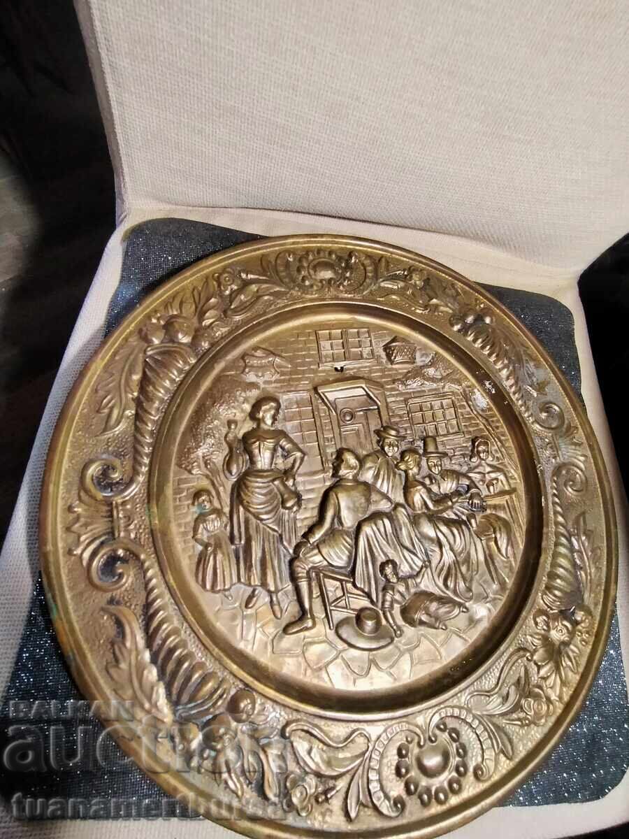 Licitație panou decorativ metalic pentru perete