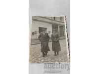 Photo Bitola Officer and man on the street 1942