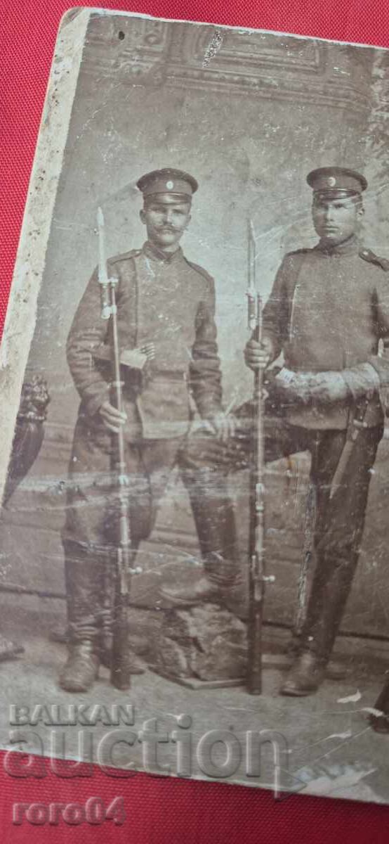 Auction  MANNICHER - RIFLES - BAYONETS - SCABBARDS - CARDBOARD