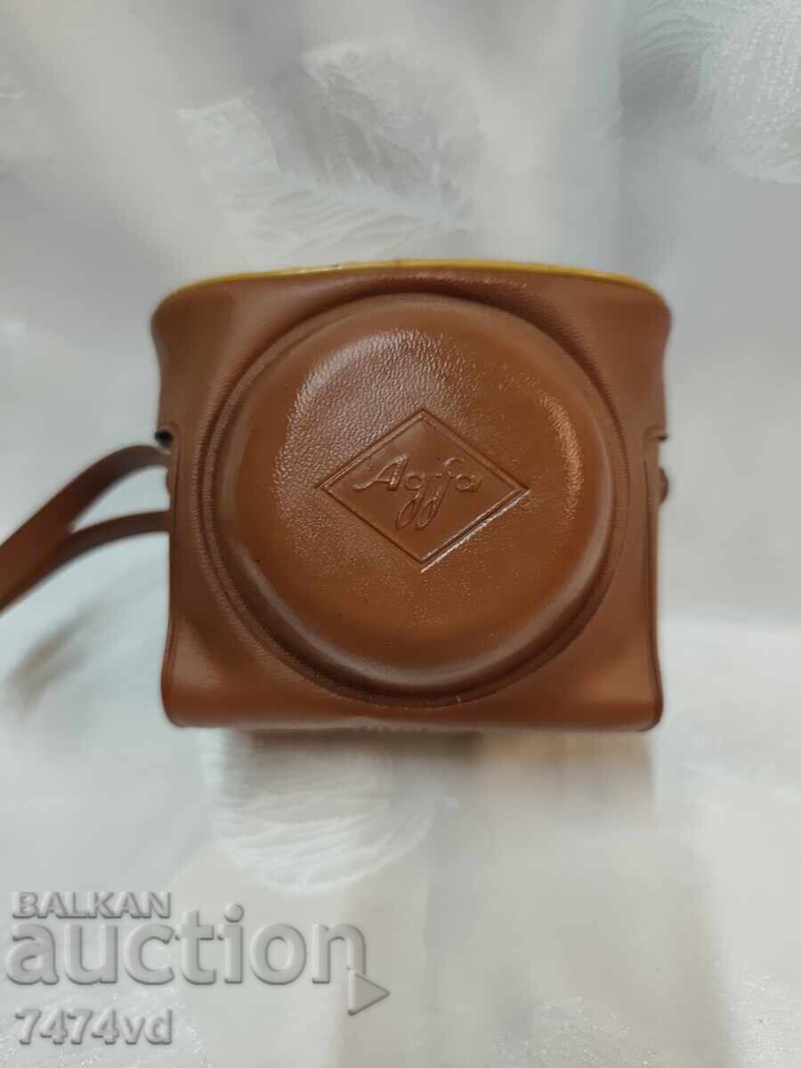 Aparat foto vechi Agfa Clack camera -Werk AG- Germania, cu husă cu preț € 25.00 | 48.90 BGN