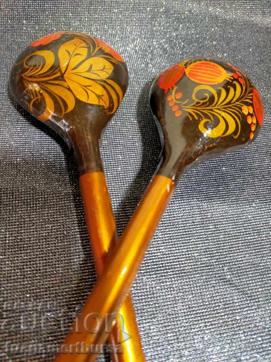 Delivery of wooden decorative painted spoon