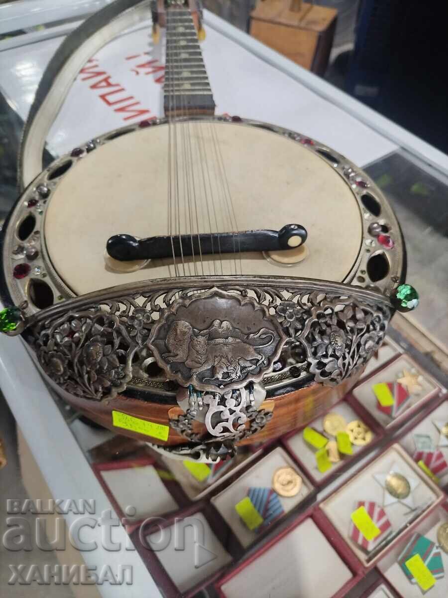 МУЗИКАЛЕН ИНСТРУМЕНТ БАНДЖО с цена € 330.00 | 645.43 лв.