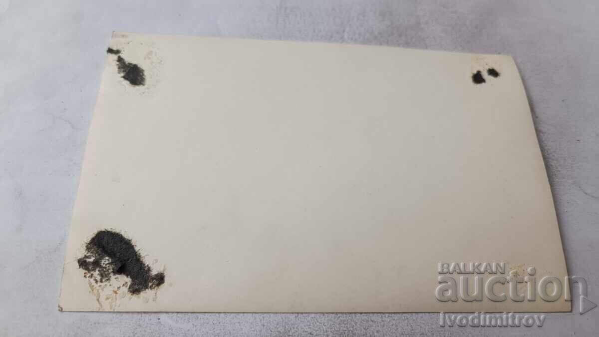 Fotografie bărbați și femei cu hidrobicicleta în mare cu preț € 0.88 | 1.72 BGN