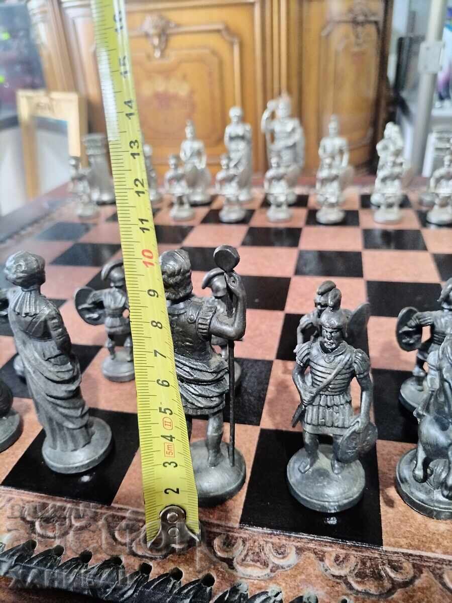 VERY BEAUTIFUL CHESS SET WITH METAL PIECES - 7
