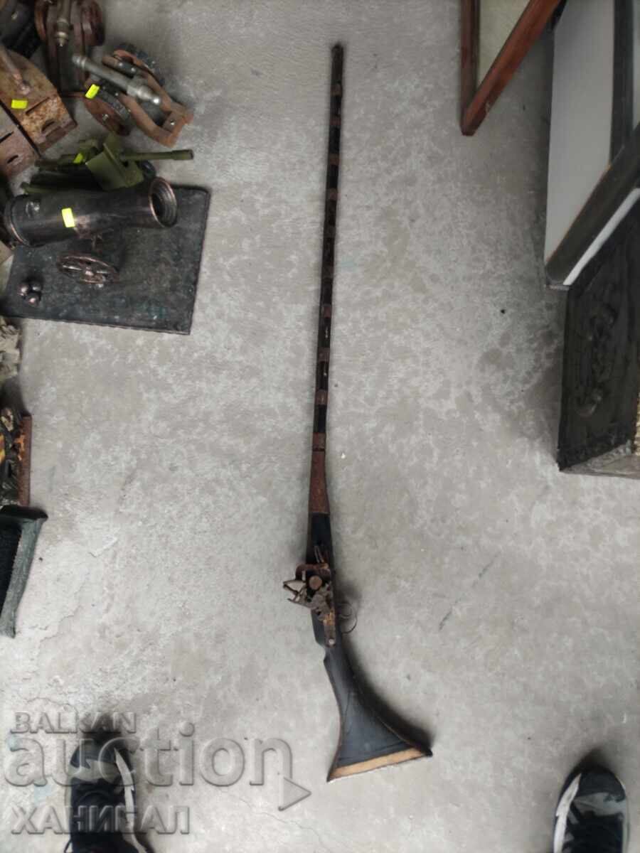 ΠΑΛΙΟ ΤΟΥΦΕΚΙ Flintstone