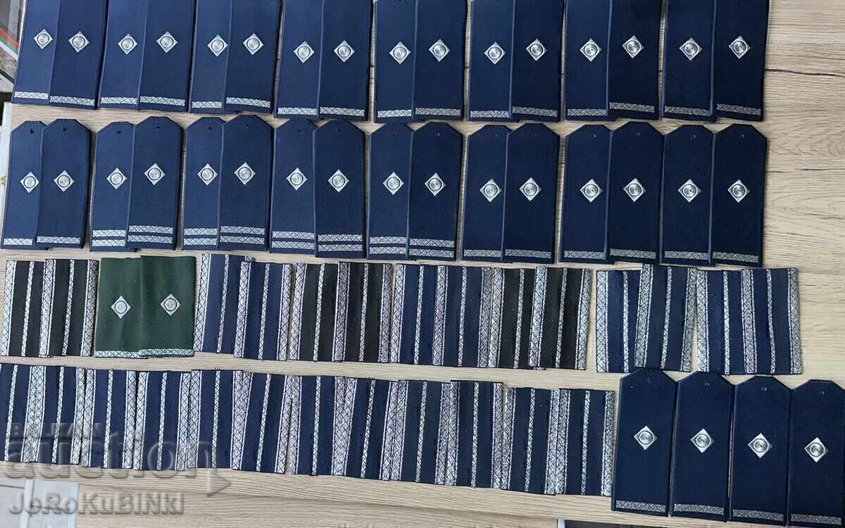 LOT Epoleti noi — 32 seturi