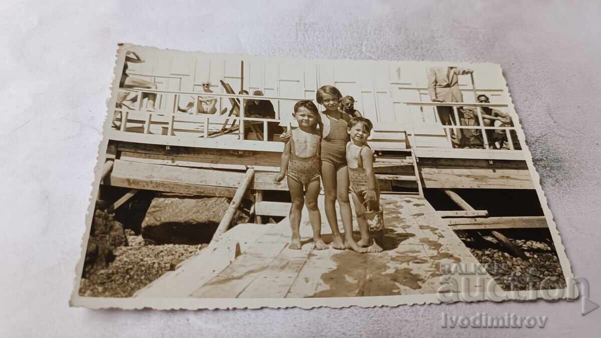 San Remo photo Three children