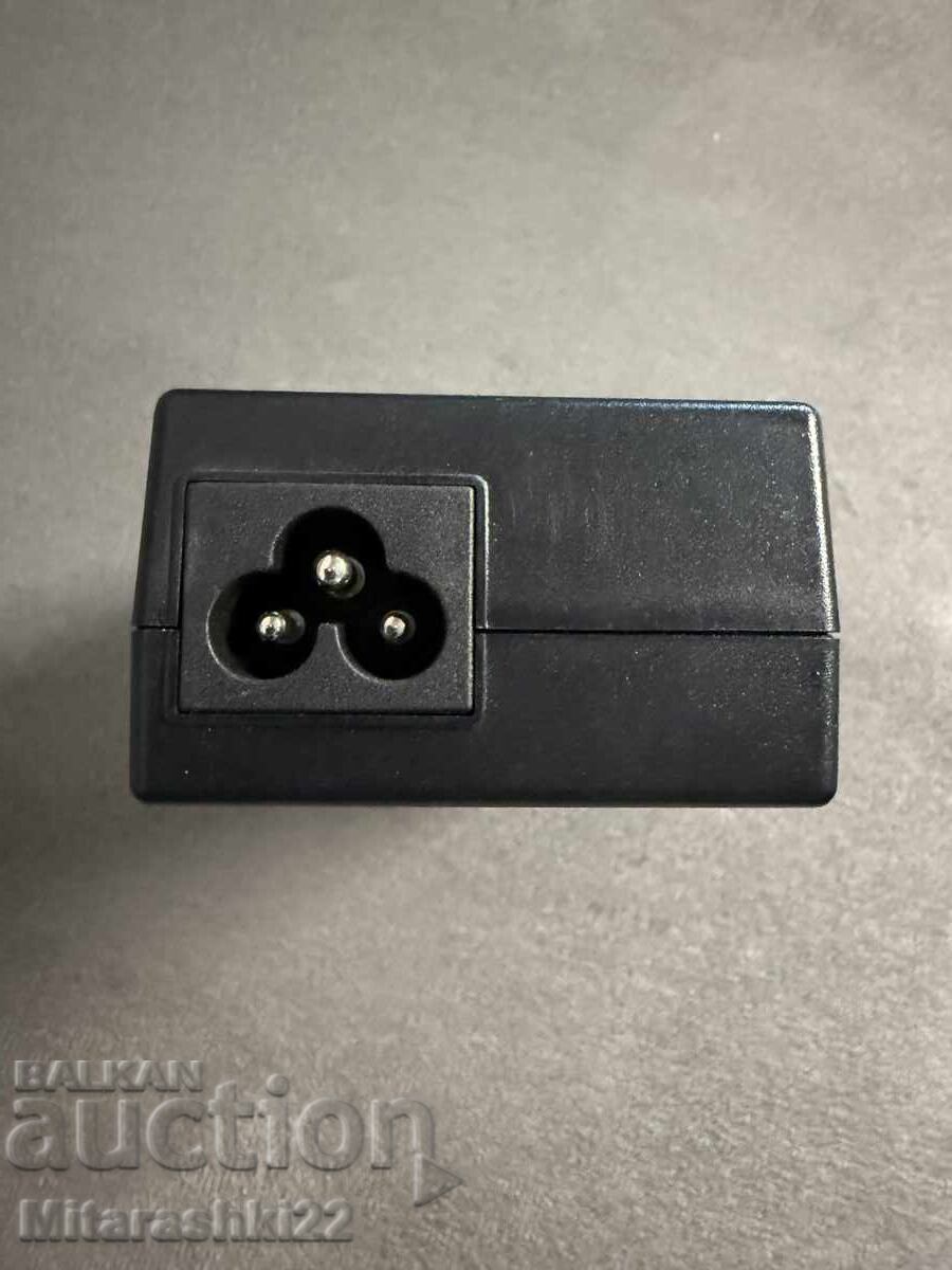 Livrarea Sursă de alimentare POE Ubiquiti GP-B24-1