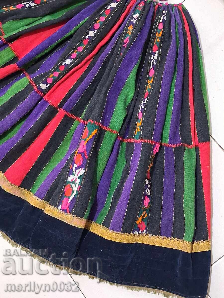 Pishimal de 150 de ani, costum popular, broderie, brăcinar, karlyanka - 5