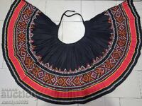 Пищимал носия бродерия бръчник кърлянка