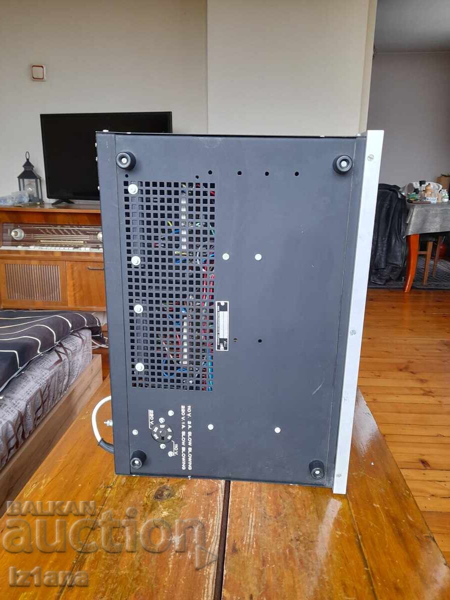 Livrarea Amplificator vintage Qualiton