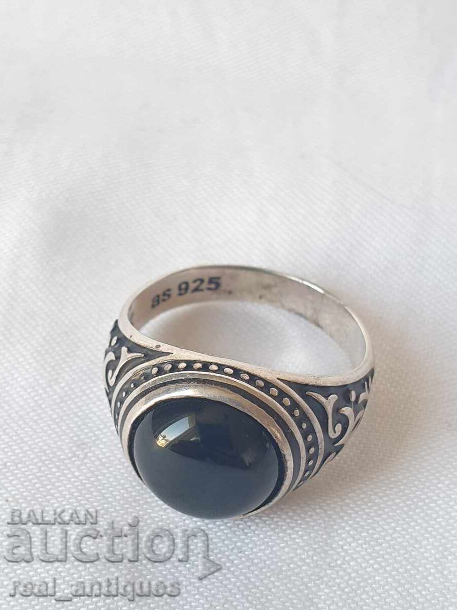 Сребърен пръстен с цена € 19.00 | 37.16 лв.