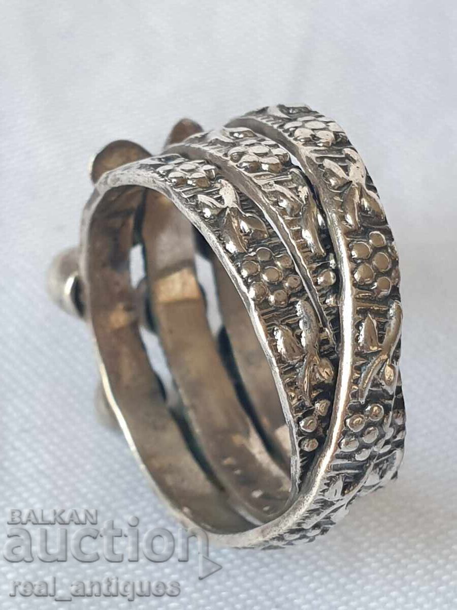 Сребърен пръстен с цена € 29.00 | 56.72 лв.