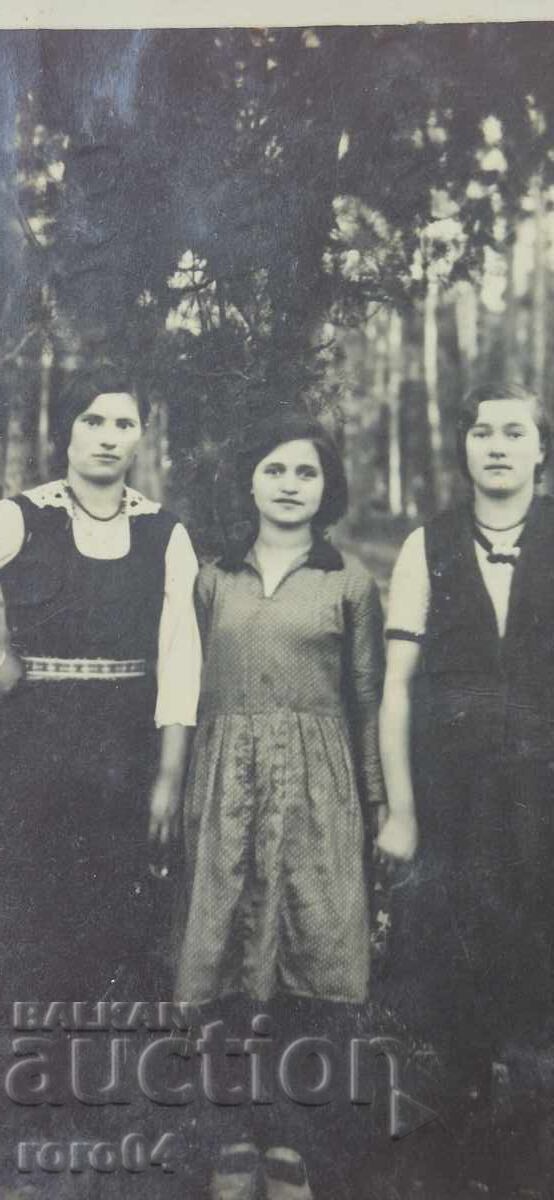 ΣΟΦΙΑ - ΚΟΣΤΑΝΤΙΝΚΑ ΝΤΙΜΙΤΡΟΒΑ - ΟΙΚΙΑΚΗ ΒΟΗΘΟΣ με τιμή € 5.99 | 11.72 BGN