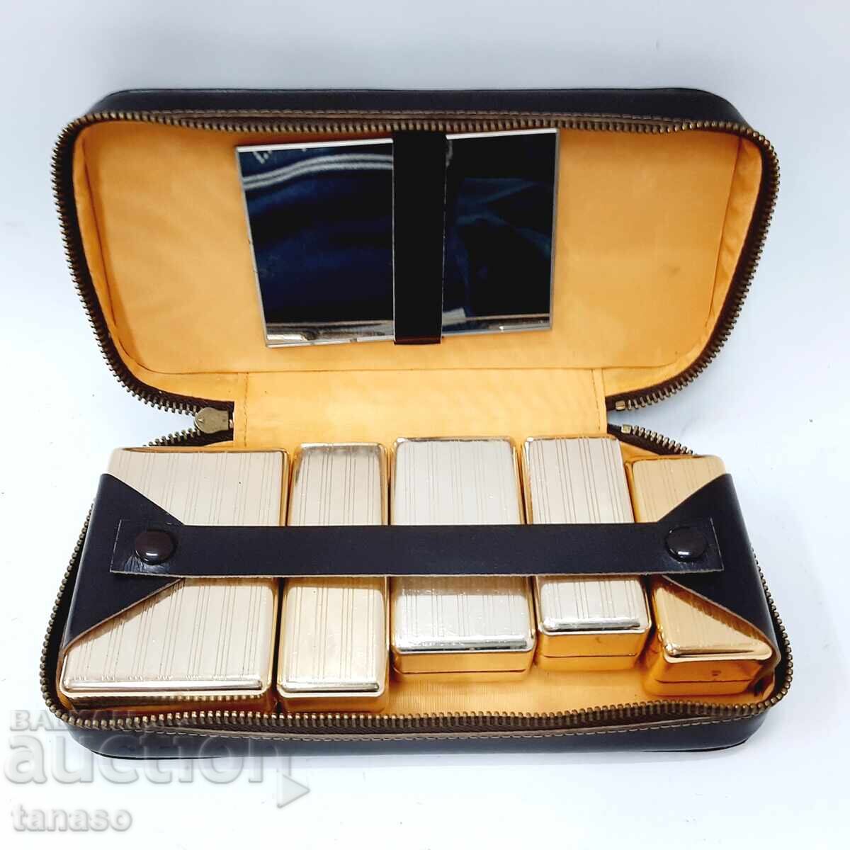 Ρετρό σετ ξυρίσματος, νεσεσέρ ταξιδιού (15.4) με τιμή € 25.00 | 48.90 BGN