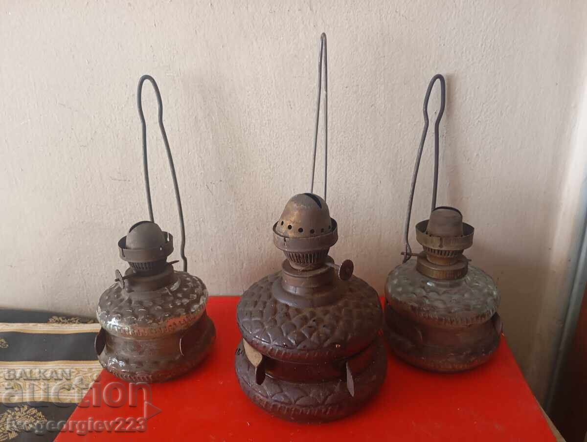Set of three gas lamps