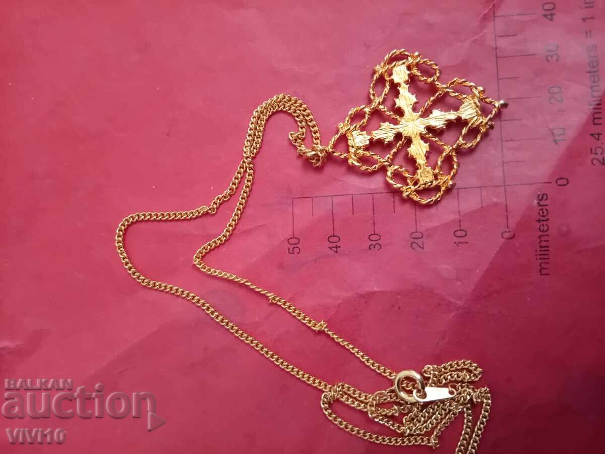Старинно колие с камъни, Позлата с цена € 20.00 | 39.12 лв.