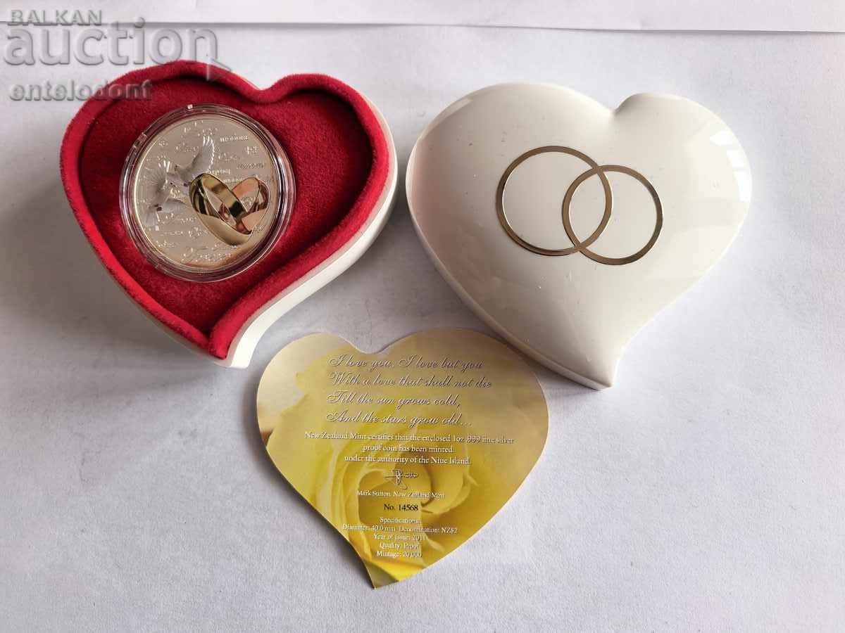 Аукцион 2 долара 2011 г. о. Нюи 1 унция чисто сребро