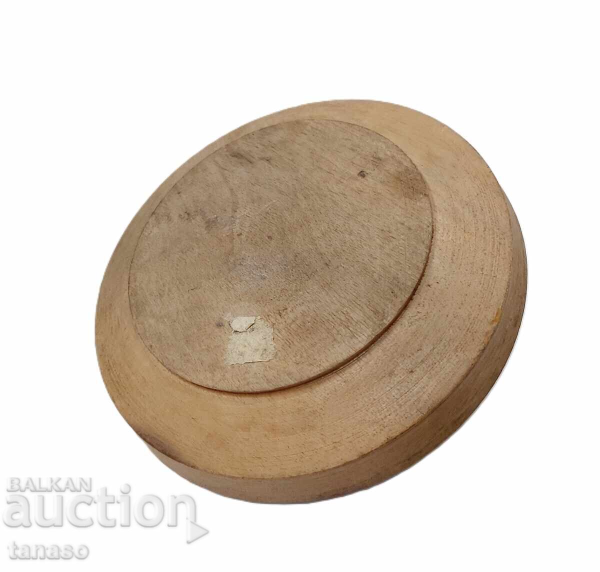 Old round carved wooden box (6.4) - 5