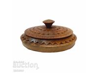 Cutie veche rotundă din lemn sculptat (6.4)