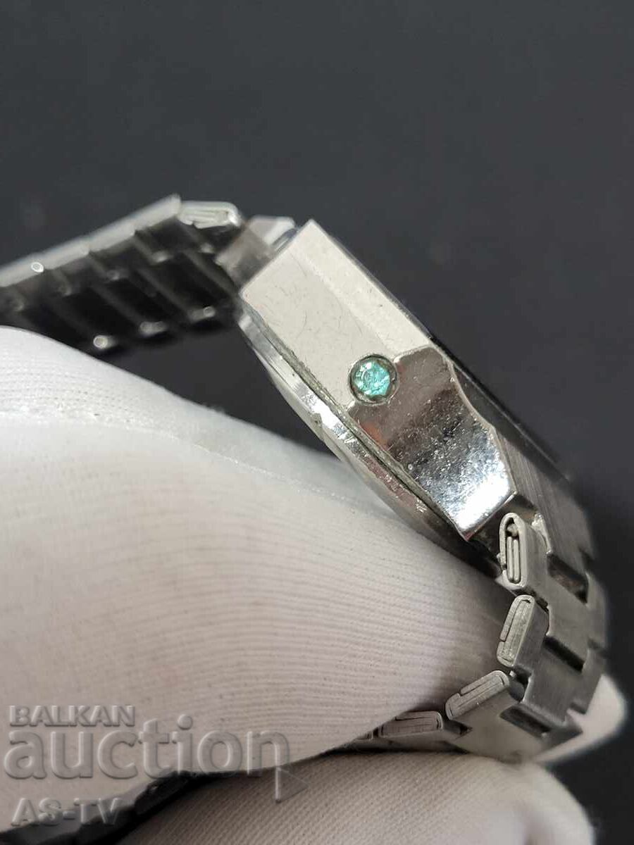 Аукцион Дигитален часовник