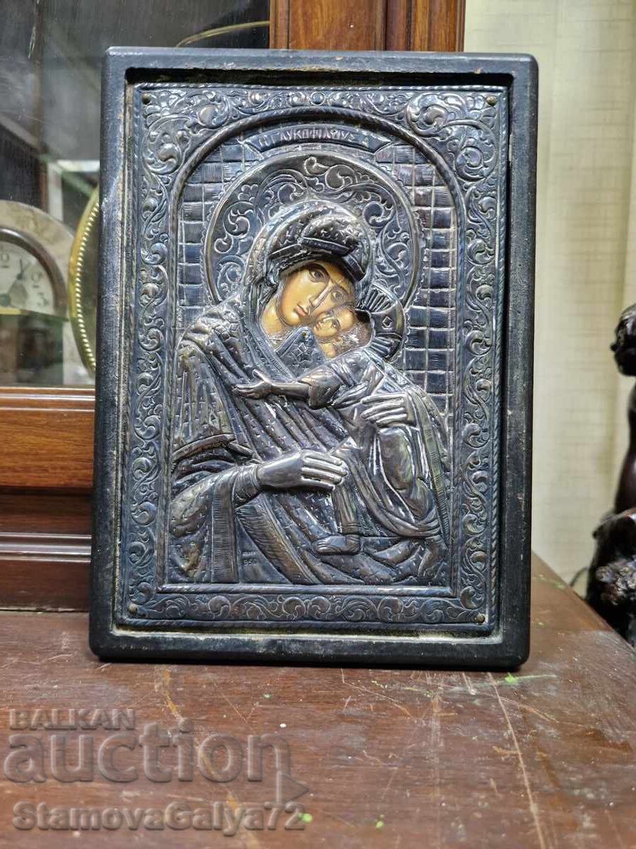 O icoană minunată din argint antic cu certificat cu preț € 88.00 | 172.11 BGN
