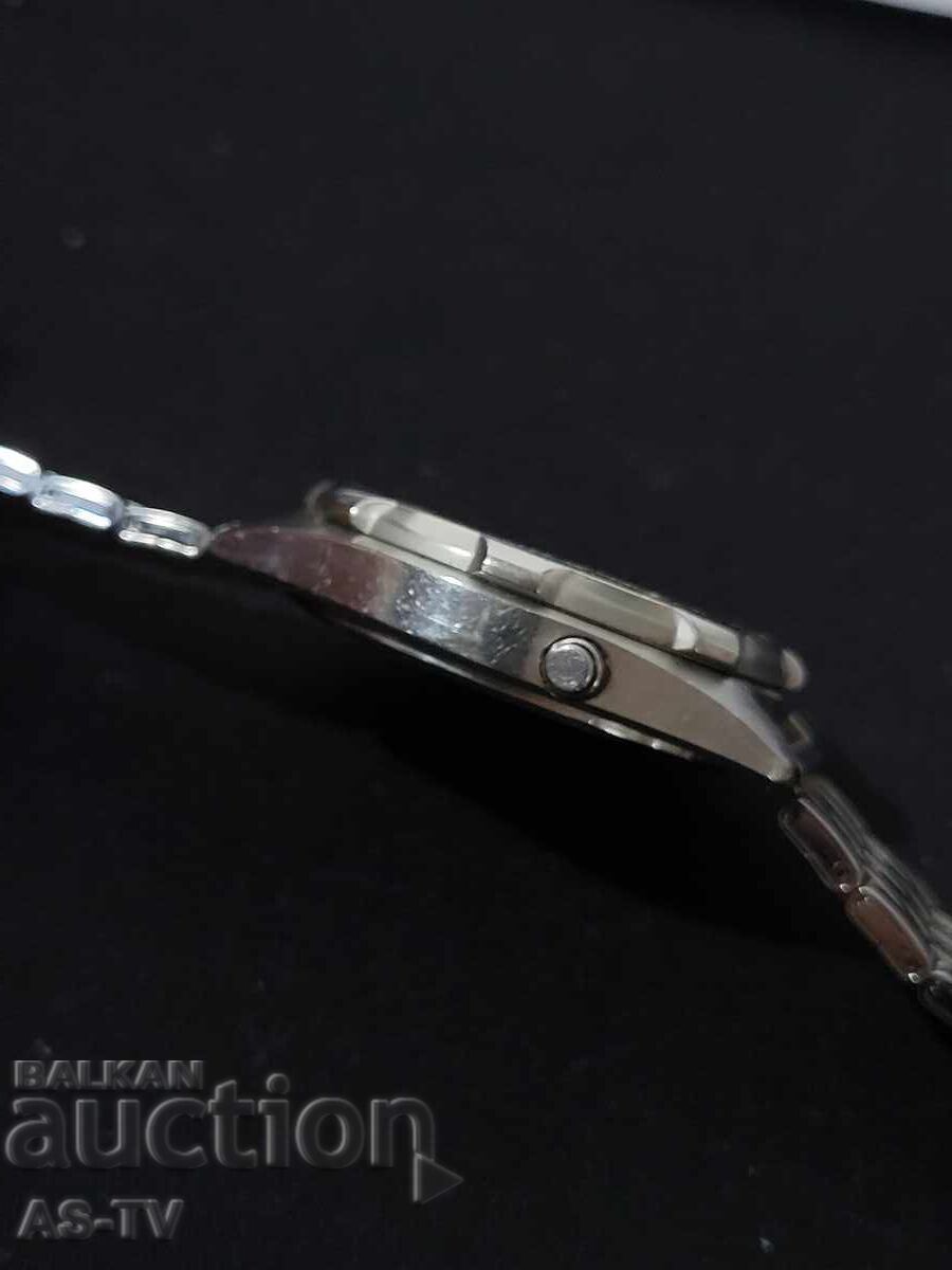 Licitație Casio quartz 358 AMW-320C