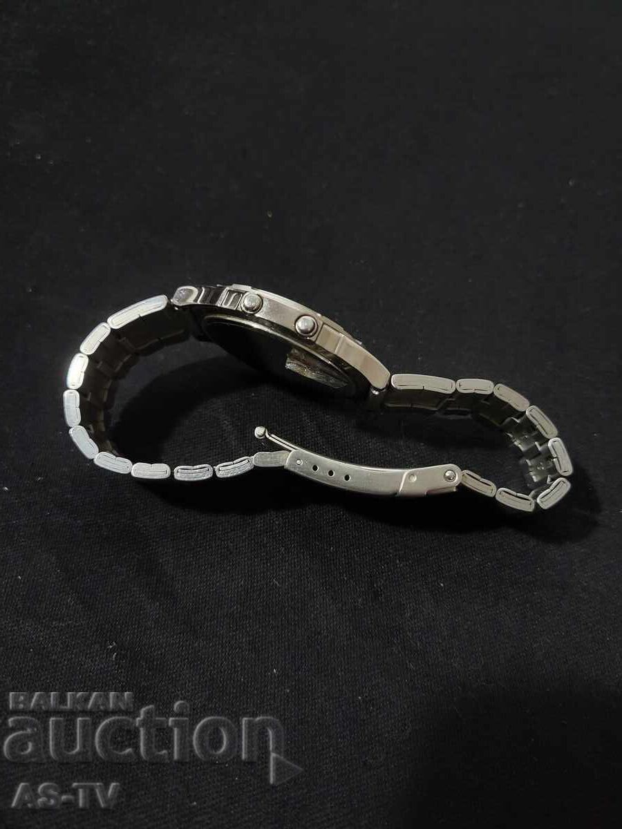 Casio cuarț cu preț € 30.00 | 58.68 BGN