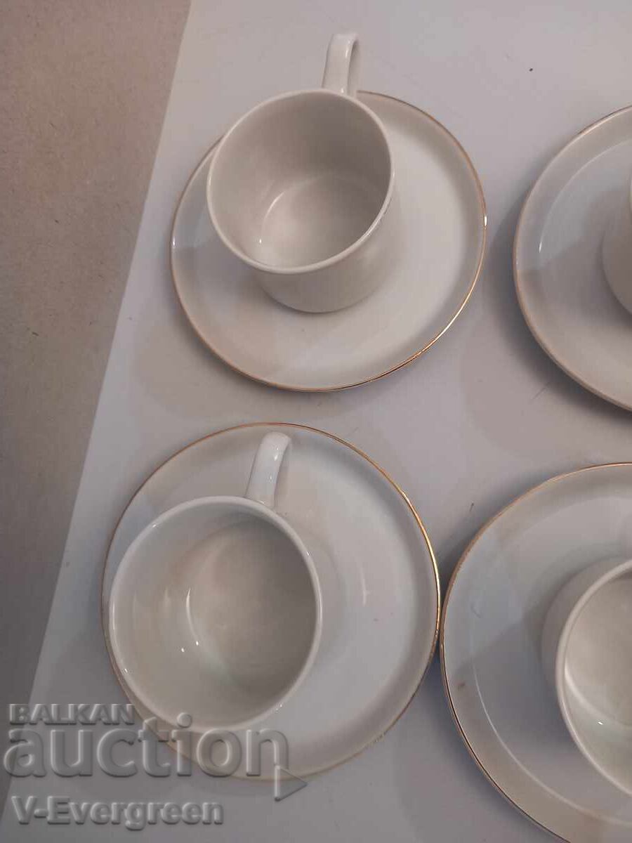 Livrarea 4 cești de cafea porțelan socialist Razgrad