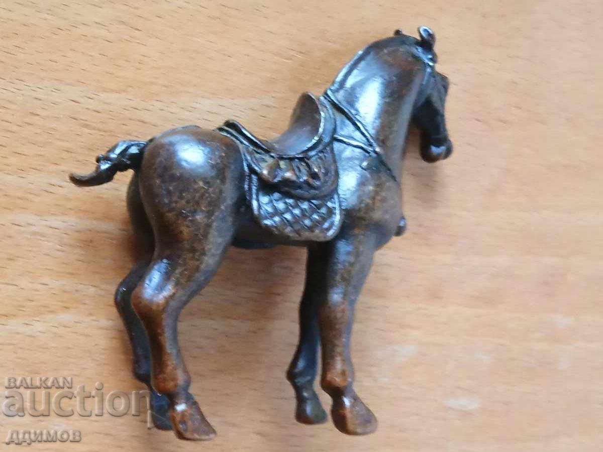 Bronzova figurka na kon με τιμή € 15.00 | 29.34 BGN Bronzova figurka na kon με τιμή € 15.00 | 29.34 BGN
