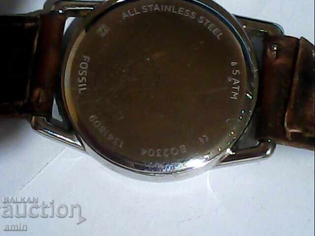 Livrarea Ceas Fossil vechi, funcționează, fără baterie