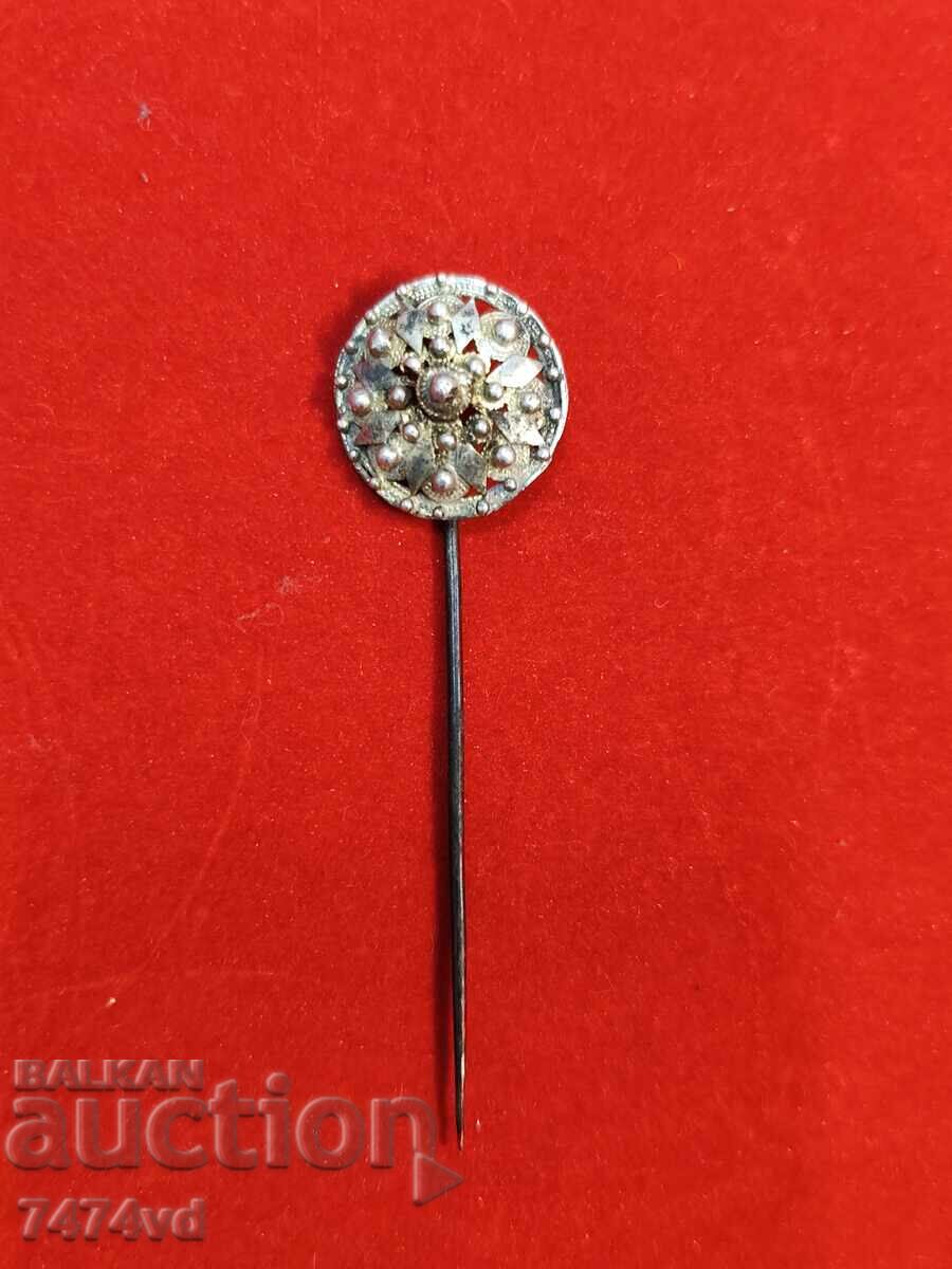 Автентична възрожденска игла „Трепка“ – Видинска школа с цена € 150.00 | 293.38 лв.