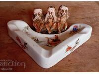 Παλιό πορσελάνινο σταχτοδοχείο με τις τρεις μαϊμούδες