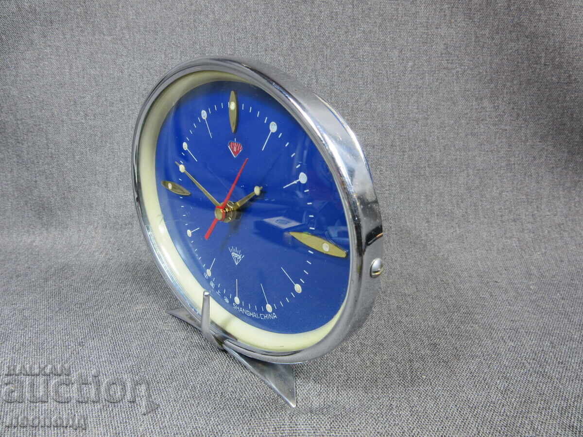 VECHI CEAS MECANIC CU ALARMĂ RETRO SOC DIAMOND CHINA cu preț € 20.00 | 39.12 BGN
