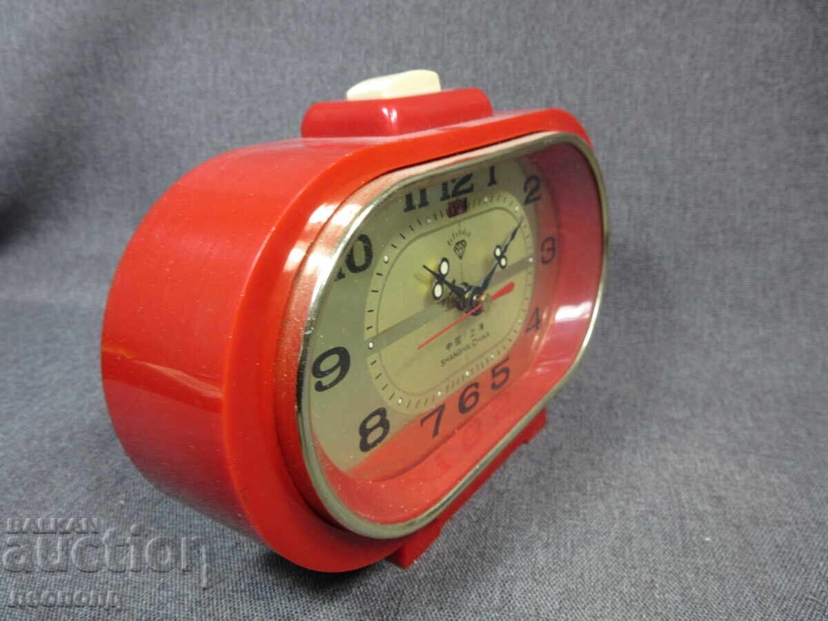 Licitație VECHI CEAS MECANIC CU ALARMĂ RETRO SOC DIAMOND CHINA