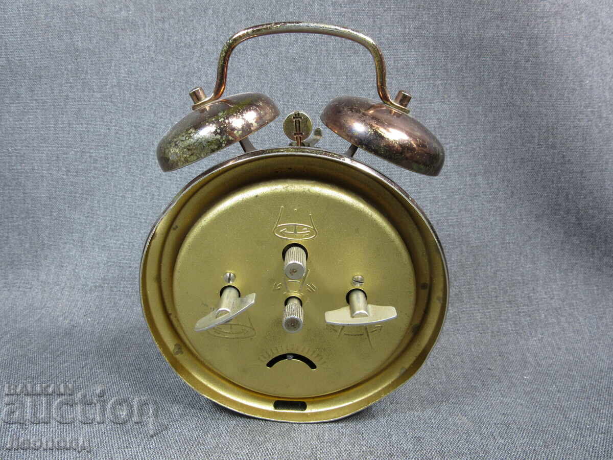 Livrarea CEAS DEȘTEPTĂTOR MECANIC RETRO VECHI DIN PERIOADA SOCIALISTĂ CEHOSLOVACĂ PRIM