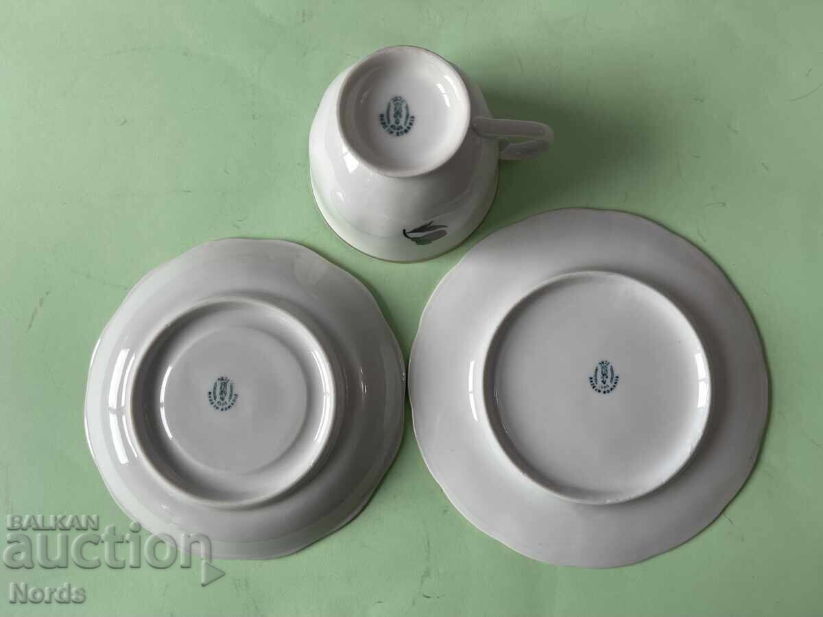 Ένα όμορφο τριπλό σετ τσαγιού - 5