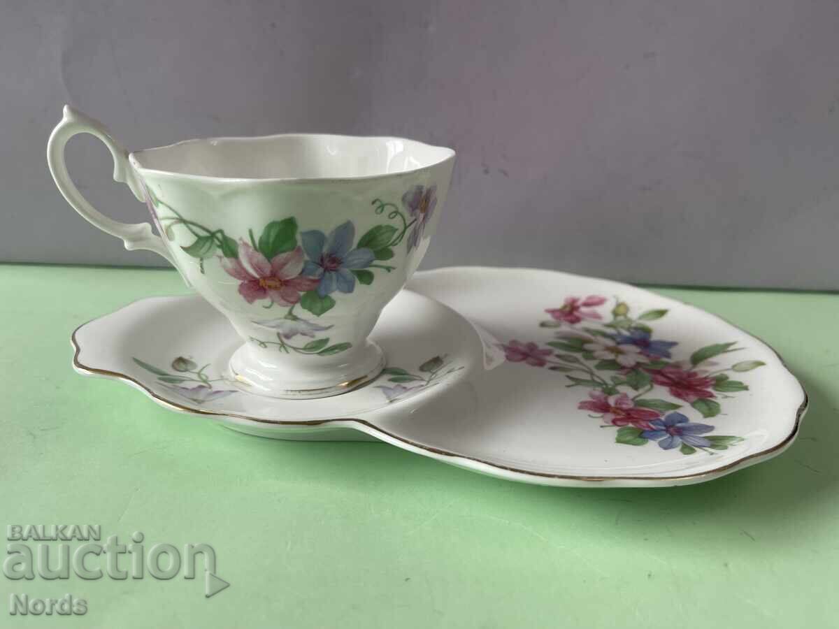 Δημοπρασία Royal Albert Όμορφο σετ τσαγιού
