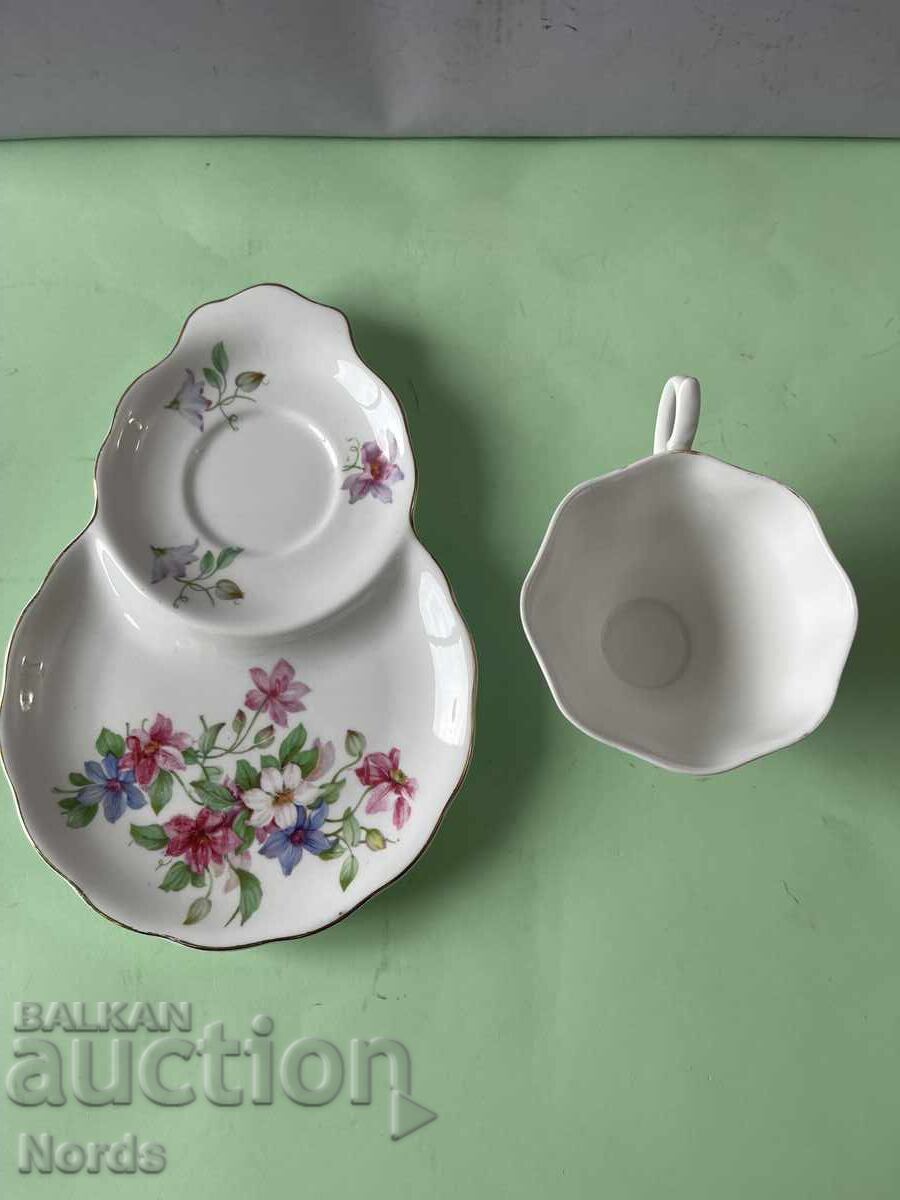 Παράδοση Royal Albert Όμορφο σετ τσαγιού