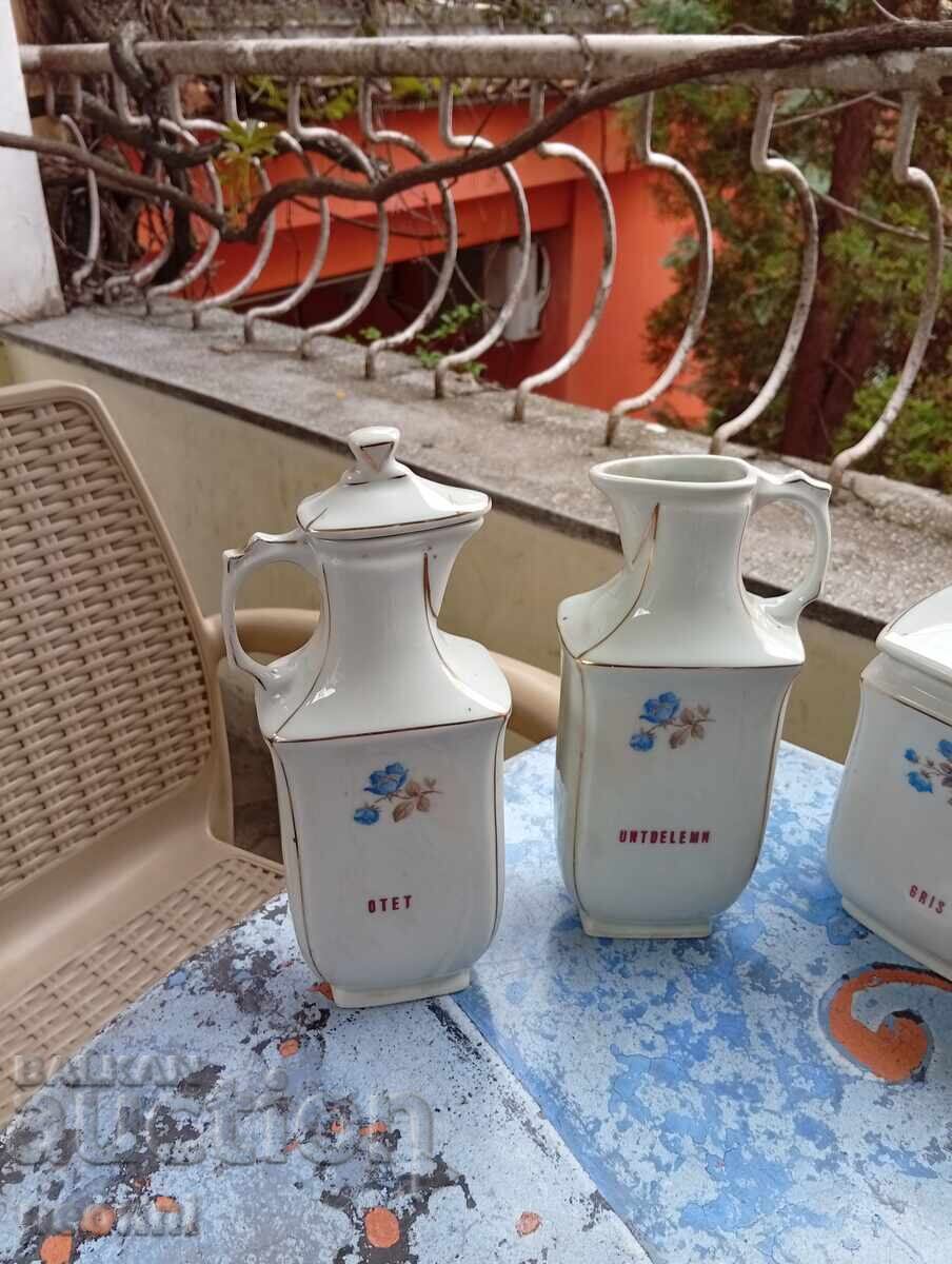 Σπάνιο πορσελάνινο σερβίτσιο Izida για εξαγωγή με τιμή € 10.00 | 19.56 BGN