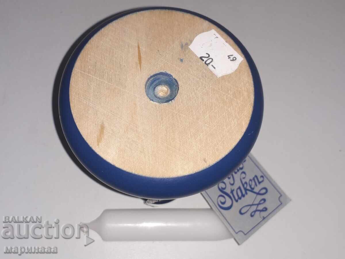 Livrarea SFEȘNIC CU LUMÂNARE. LEMN. SUEDIA